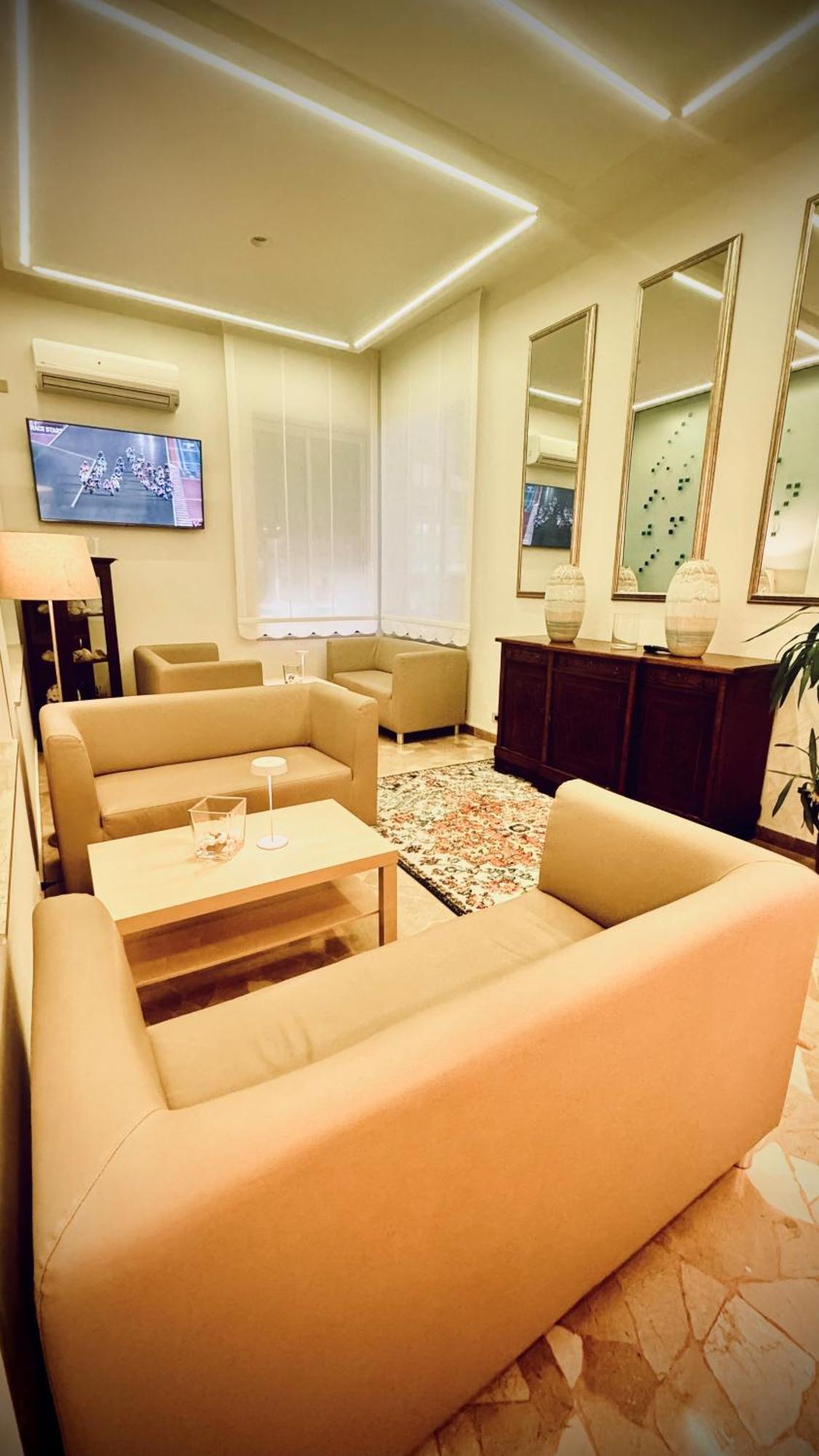 Hotel Touring ليدو دي يسولو المظهر الخارجي الصورة
